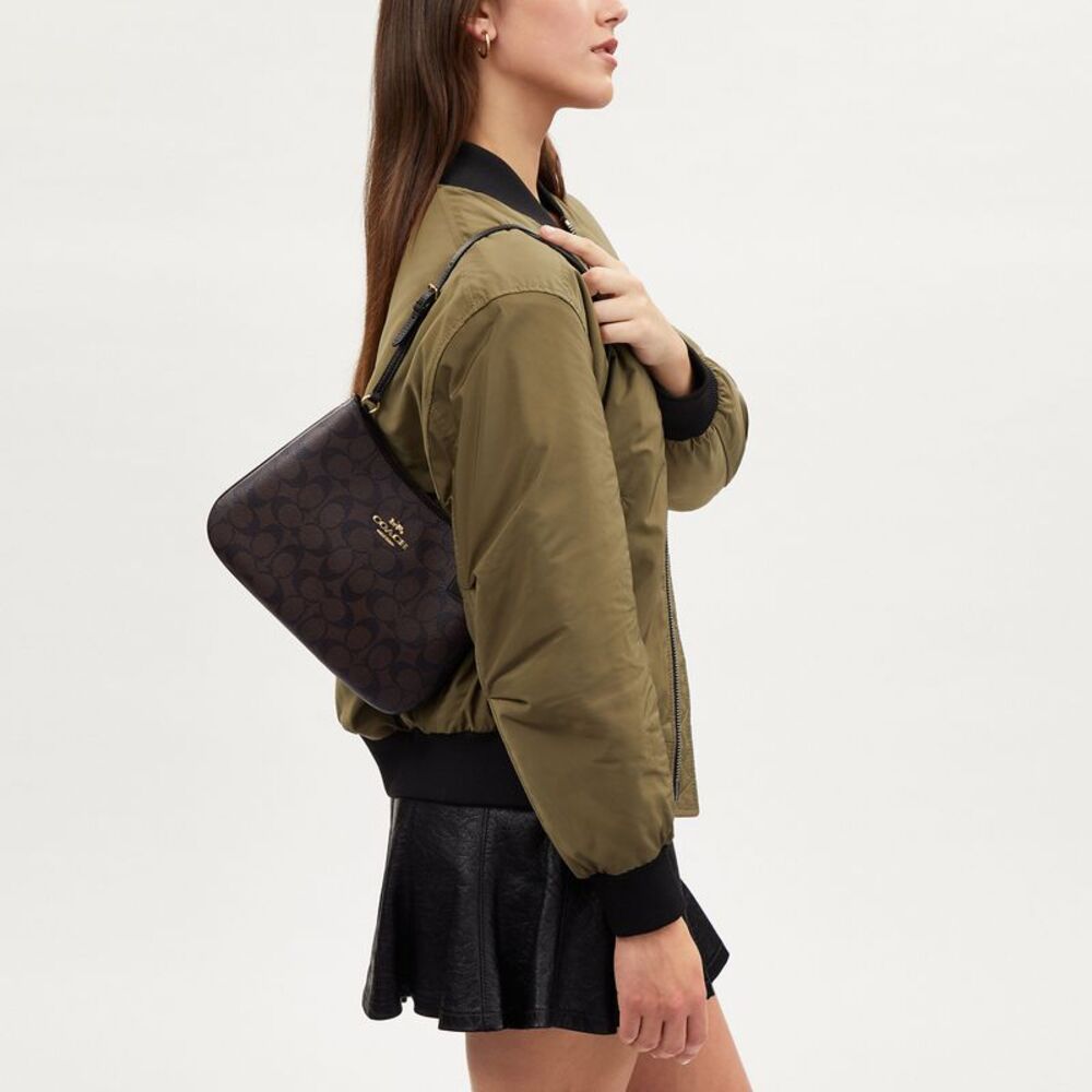 NWT Coach Outlet Penelope Shoulder Bag In Signature Canvas - Picture 4 of 5